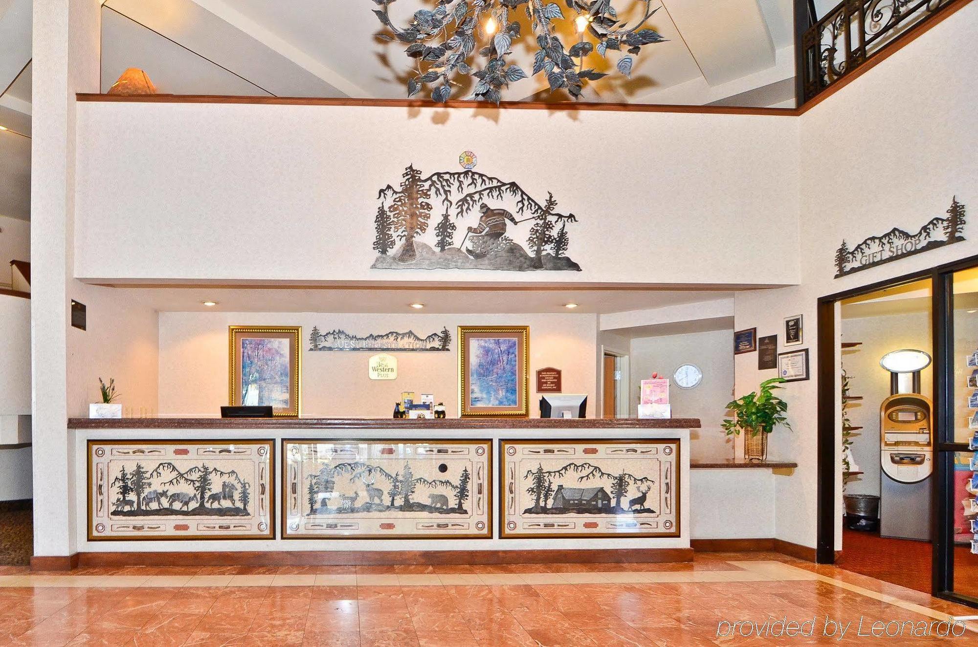 ממות' לייקס Empeiria High Sierra Hotel מראה פנימי תמונה